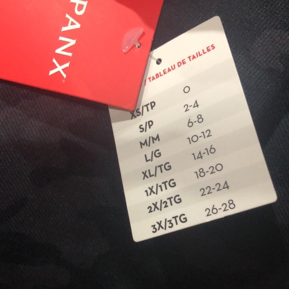 SPANX LOOK AT ME NOW BLACK CAMO LEGGINGs size medium new - Picture 7 of 7